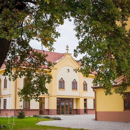 Mamre Szallo Hajduboszormeny Exteriör bild