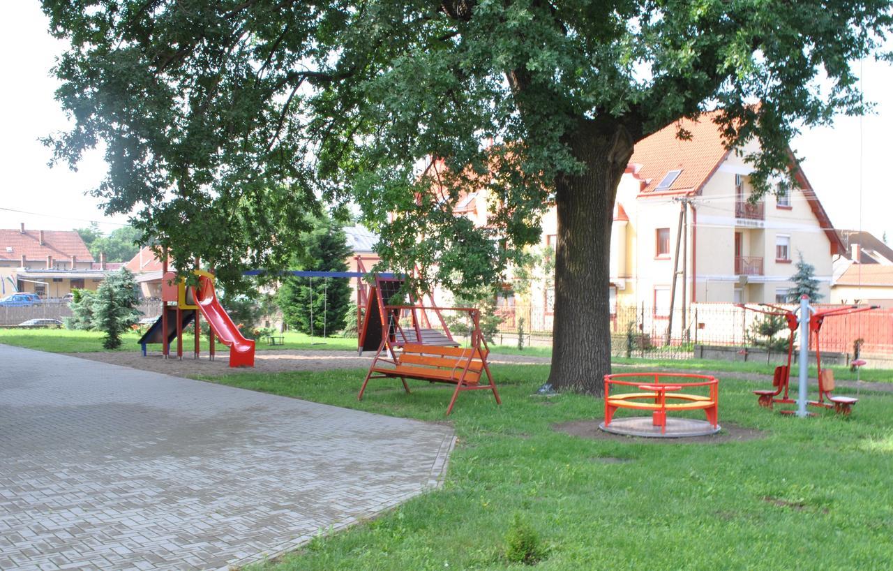 Mamre Szallo Hajduboszormeny Exteriör bild